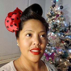 Meet your Posher, Christine